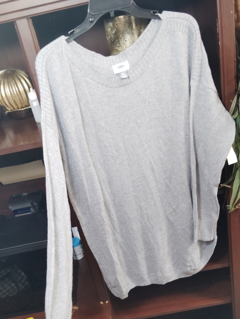 Old Navy Light Gray Crewneck Sweater